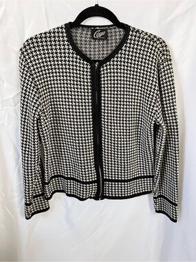 Black & White Houndstooth Zip Cardigan